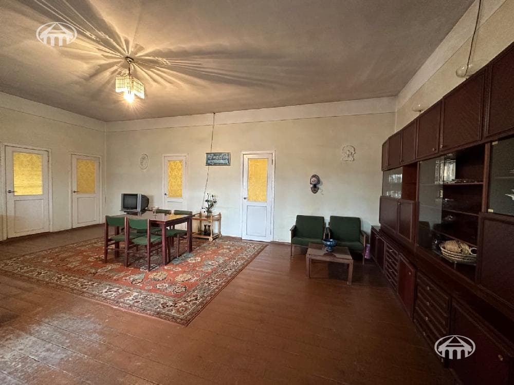 Mansion · 605 m² · v. Shahumyan