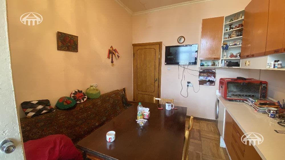 Квартира · 3 комн. · 87 м² · Арабкир