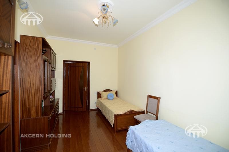Mansion · 8 rooms · 607.5 m² · Qasax