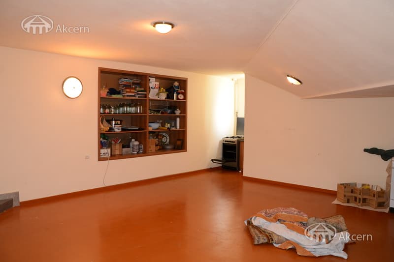 Особняк · 5 комн. · 300 м² · Арабкир