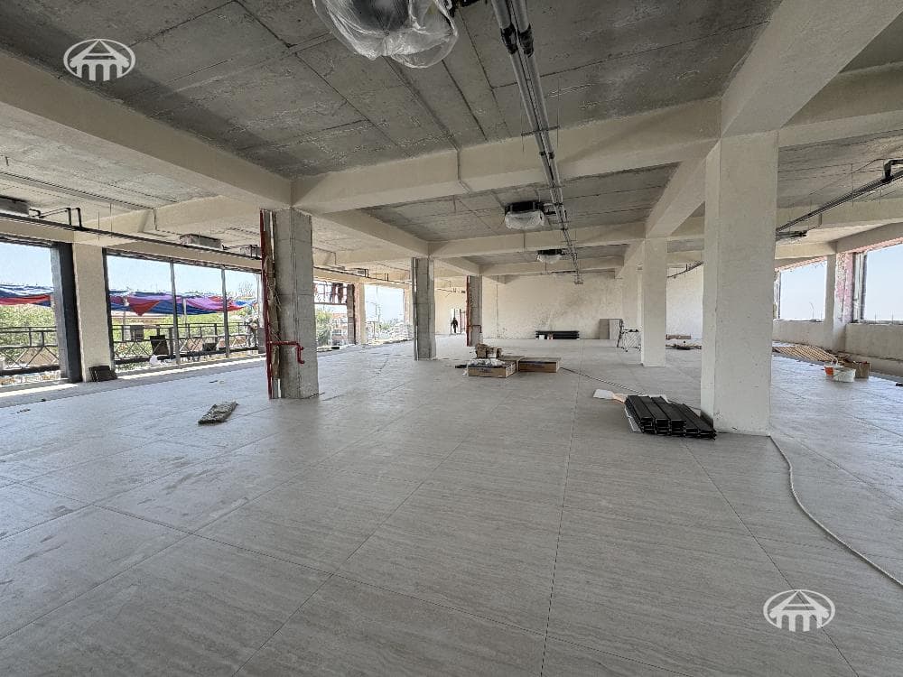 Գրասենյակ · 6500 մ² · Քանաքեռ-Զեյթուն