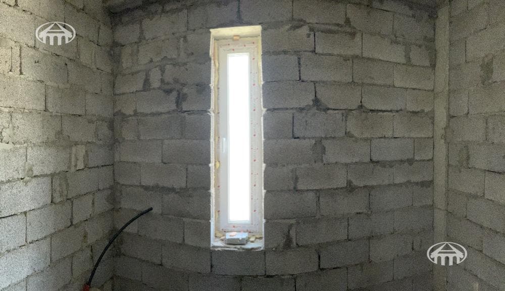 Թաունհաուս · 5 սեն. · 244 մ² · գ․ Առինջ