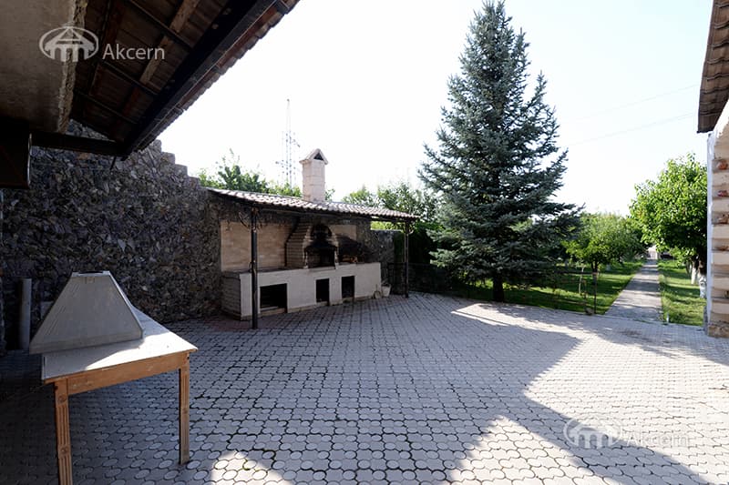 Առանձնատուն · 5 սեն. · 168 մ² · Ձորաղբյուր