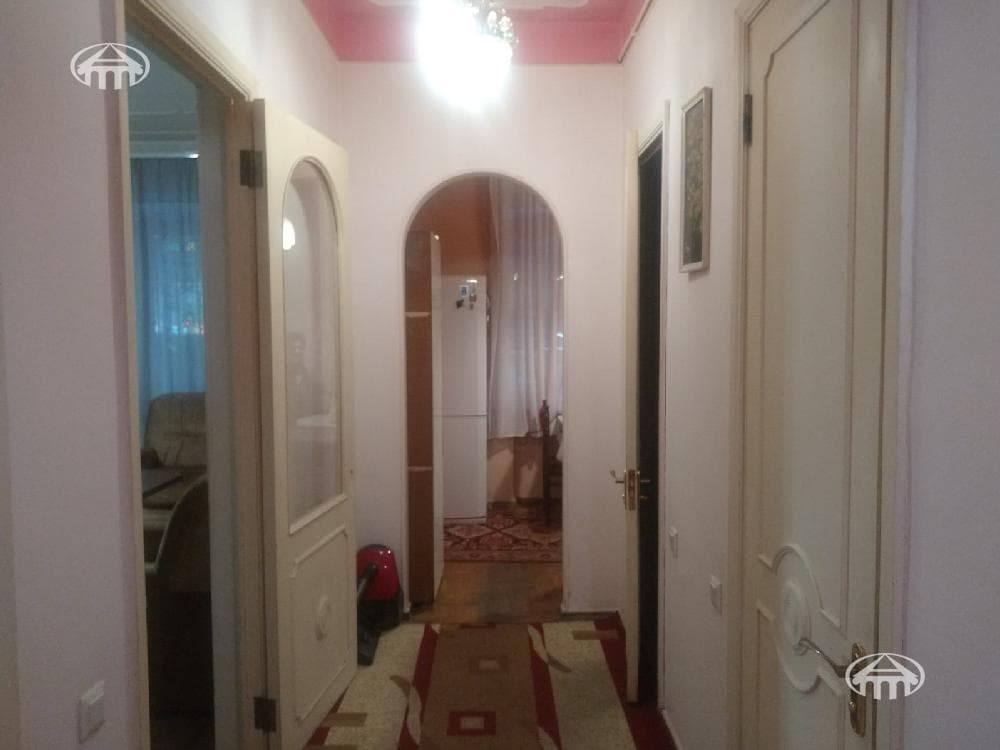 Квартира · 2 комн. · 60 м² · Кентрон