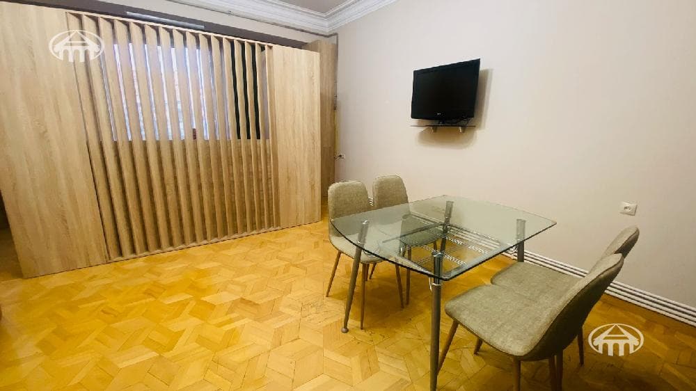 Квартира · 1 комн. · 37 м² · Кентрон