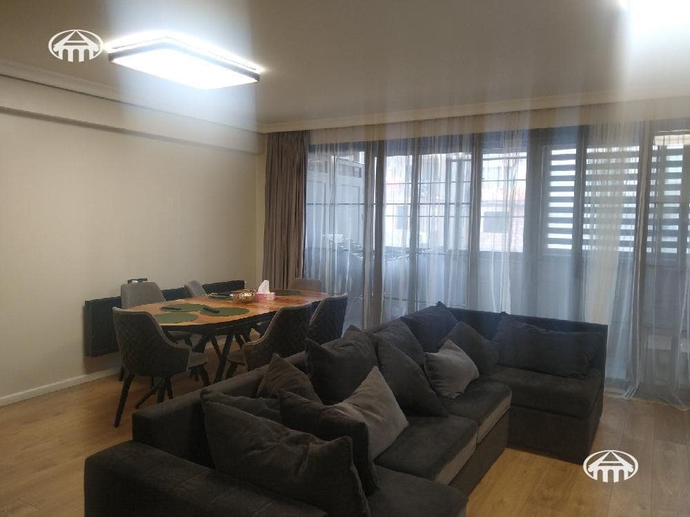 Квартира · 3 комн. · 113 м² · Арабкир
