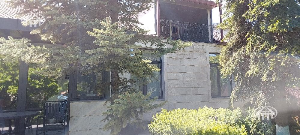 Особняк · 6 комн. · 320 м² · Птгни
