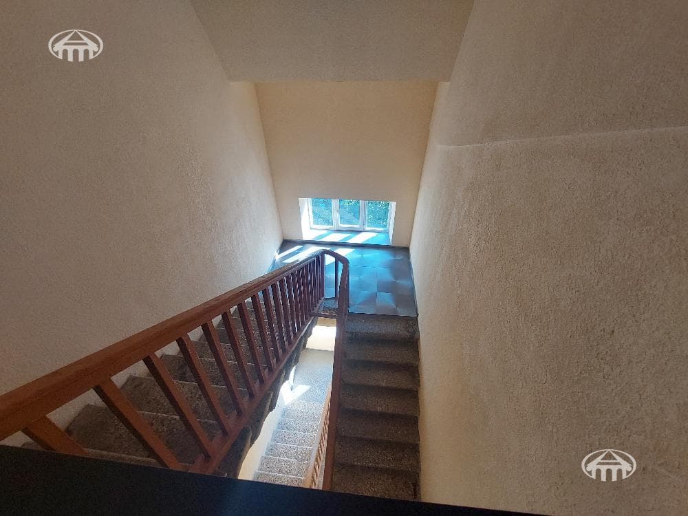 Квартира · 3 комн. · 60 м² · Кентрон