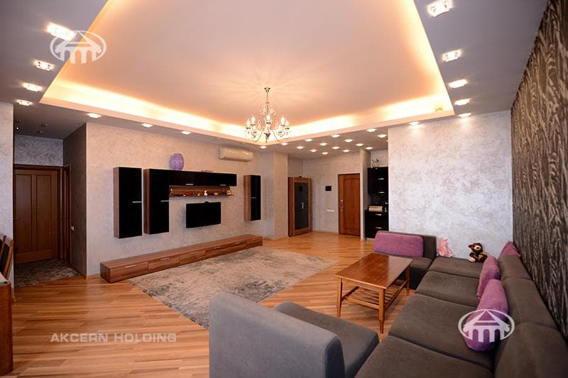 Квартира · 3 комн. · 100 м² · Арабкир