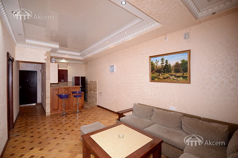 Apartment · 2 rooms · 55 m² · Kentron