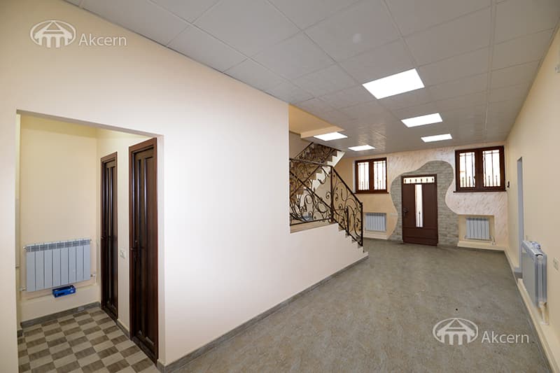 Առանձնատուն · 6 սեն. · 323 մ² · Արաբկիր — Լուսանկար 20 / 26