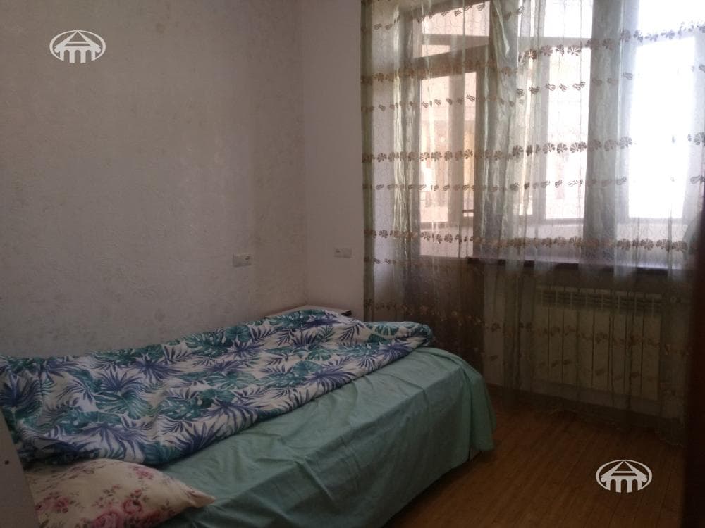 Квартира · 2 комн. · 54 м² · Кентрон