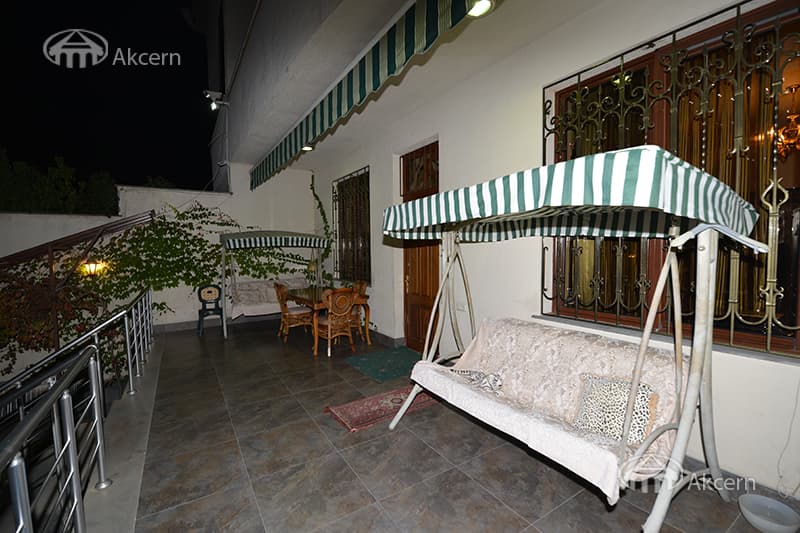 Дом · 7 комн. · 400 м² · Арабкир