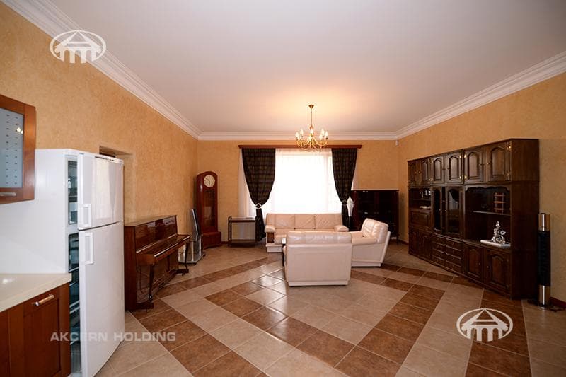 Country house · 4 rooms · 289.5 m² · Dzoraghbyur