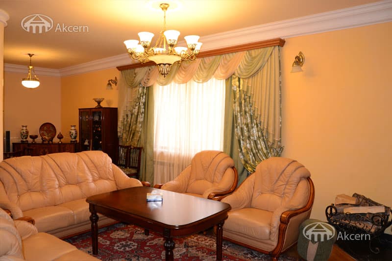 Mansion · 5 rooms · 405 m² · Arzakan