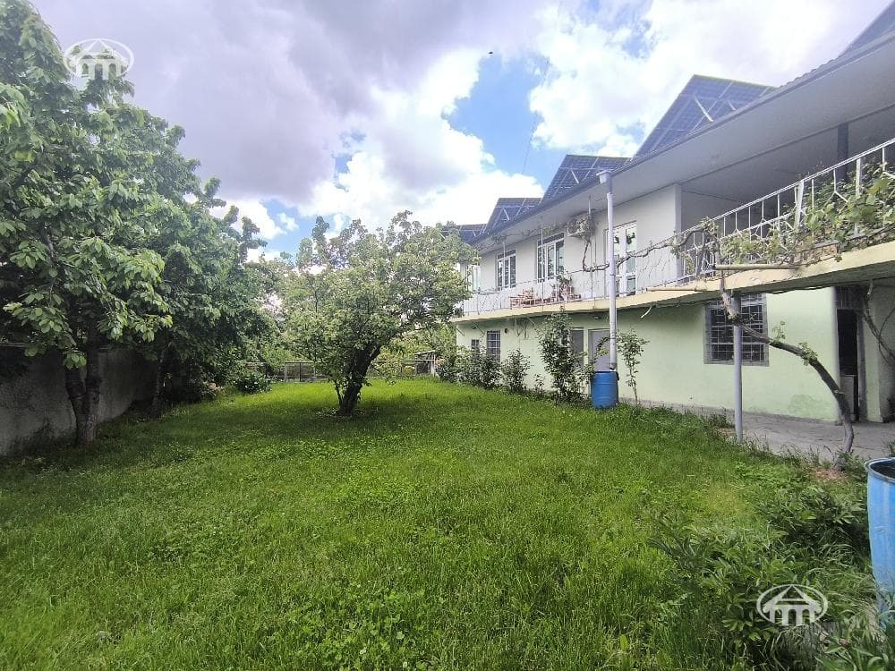 Дом · 7 комн. · 325 м² · Балаовит