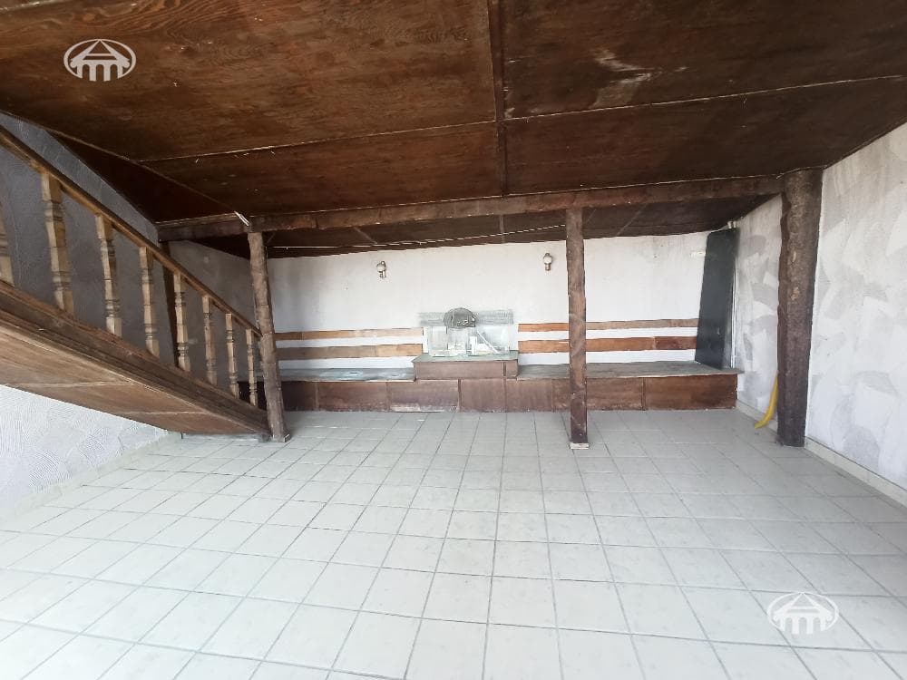 House · 8 rooms · 459 m² · Nor Nork