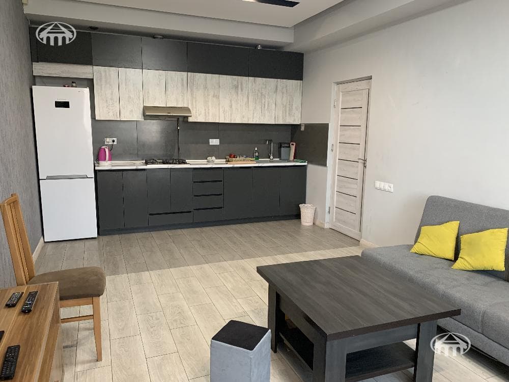 Квартира · 2 комн. · 55 м² · Кентрон