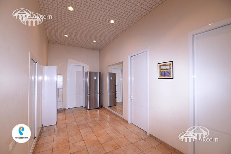 Квартира · 4 комн. · 179 м² · Арабкир