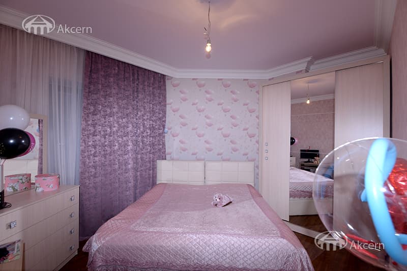 Apartment · 3 rooms · 108 m² · Kentron