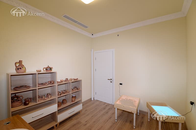 Առանձնատուն · 6 սեն. · 650 մ² · Աջափնյակ