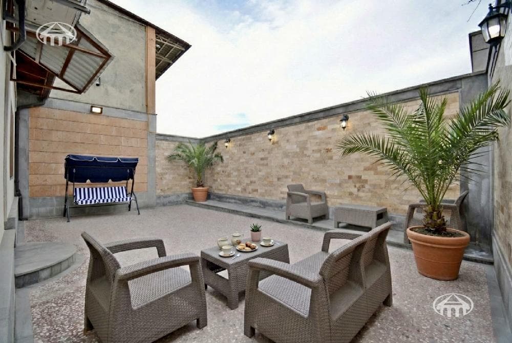 House · 2 rooms · 66 m² · Arabkir