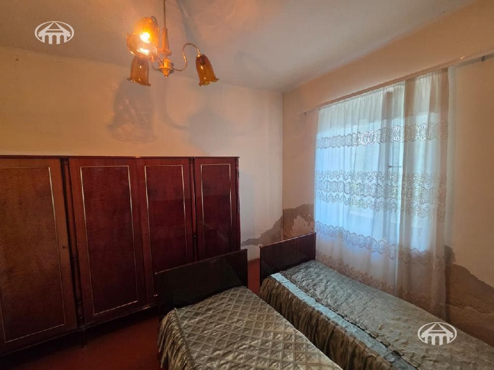 Mansion · 4 rooms · 150 m² · Balahovit