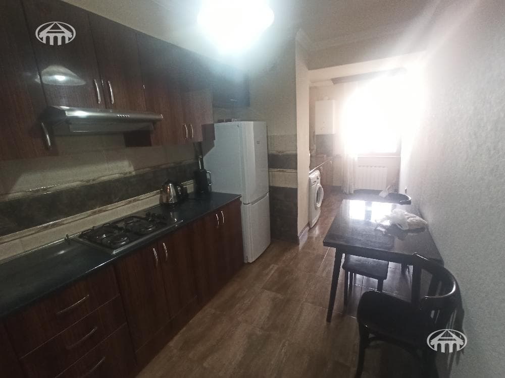 Բնակարան · 2 սեն. · 78 մ² · Կենտրոն