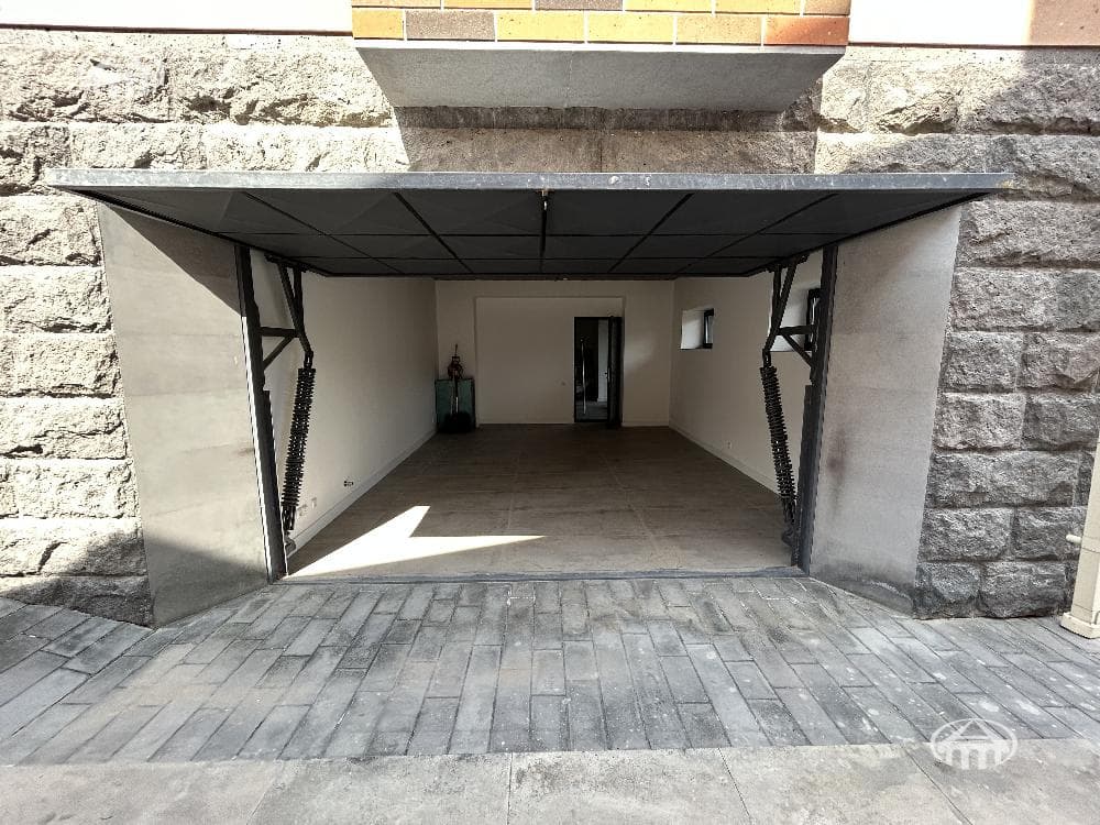 Особняк · 6 комн. · 355 м² · Давташен