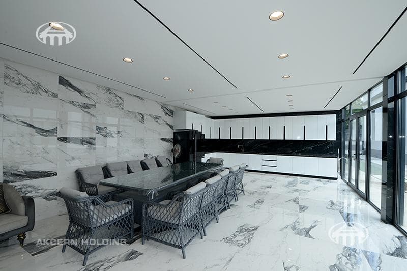 Mansion · 6 rooms · 334 m² · v. Arinj