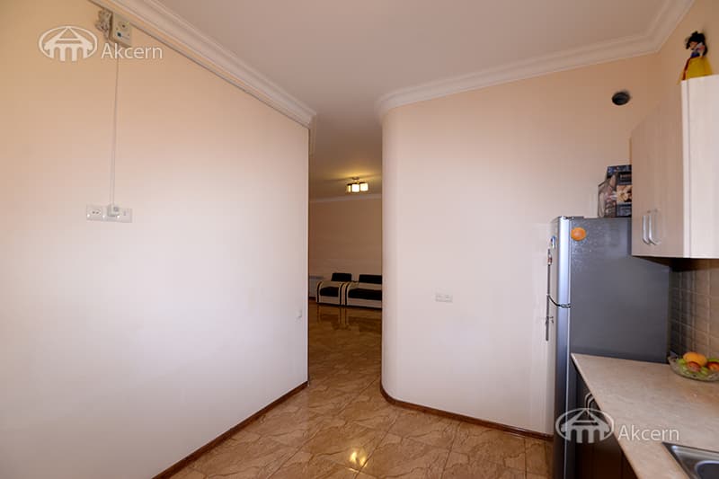 Բնակարան · 3 սեն. · 90 մ² · Կենտրոն — Լուսանկար 21 / 34