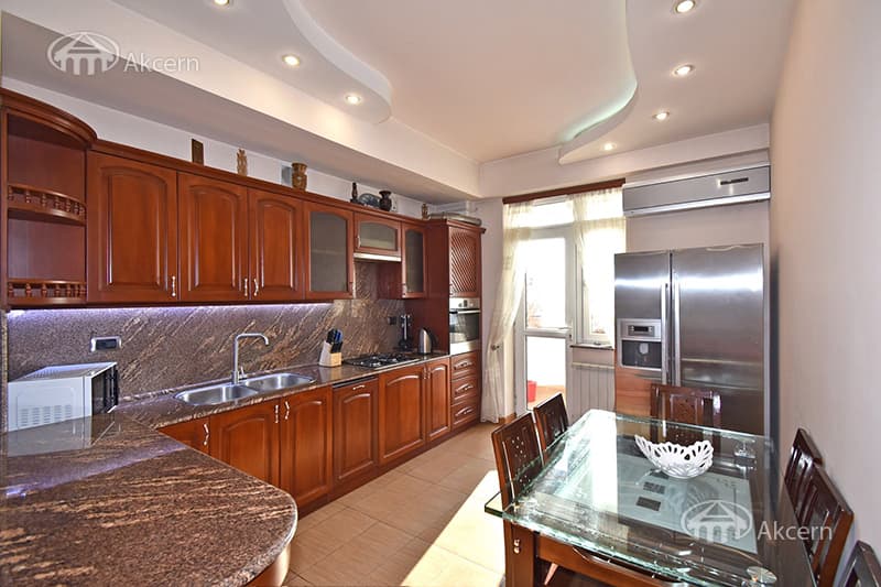 Apartment · 3 rooms · 95 m² · Kanaker-Zeytun