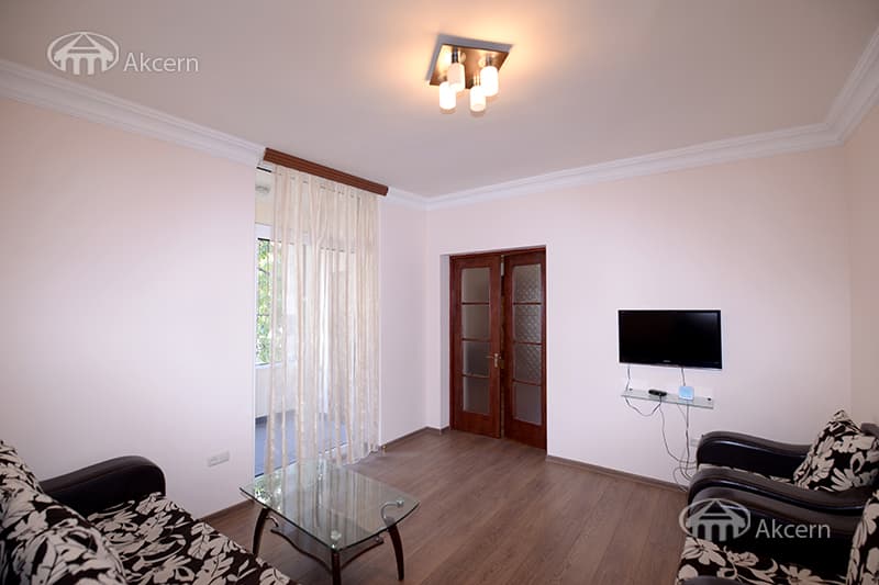 Квартира · 2 комн. · 56 м² · Кентрон