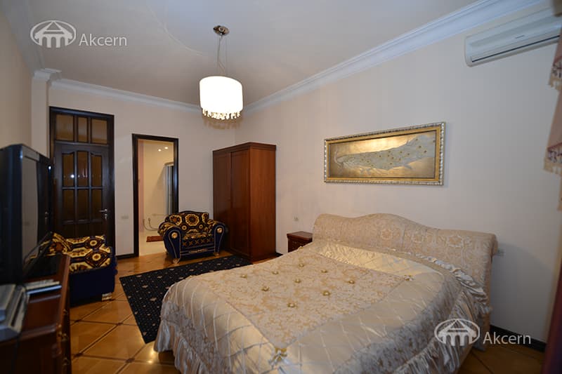 Առանձնատուն · 7 սեն. · 400 մ² · Արաբկիր