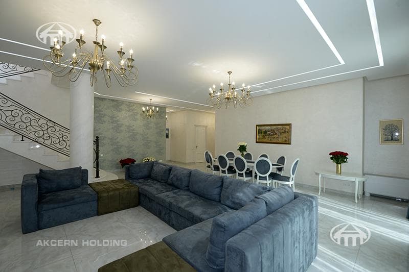 House · 6 rooms · 567 m² · Ajapnyak
