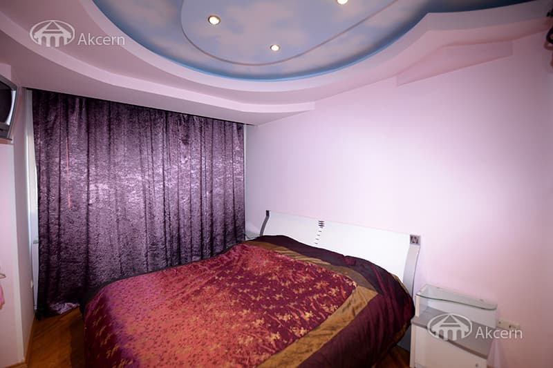 Apartment · 2 rooms · 70 m² · Arabkir