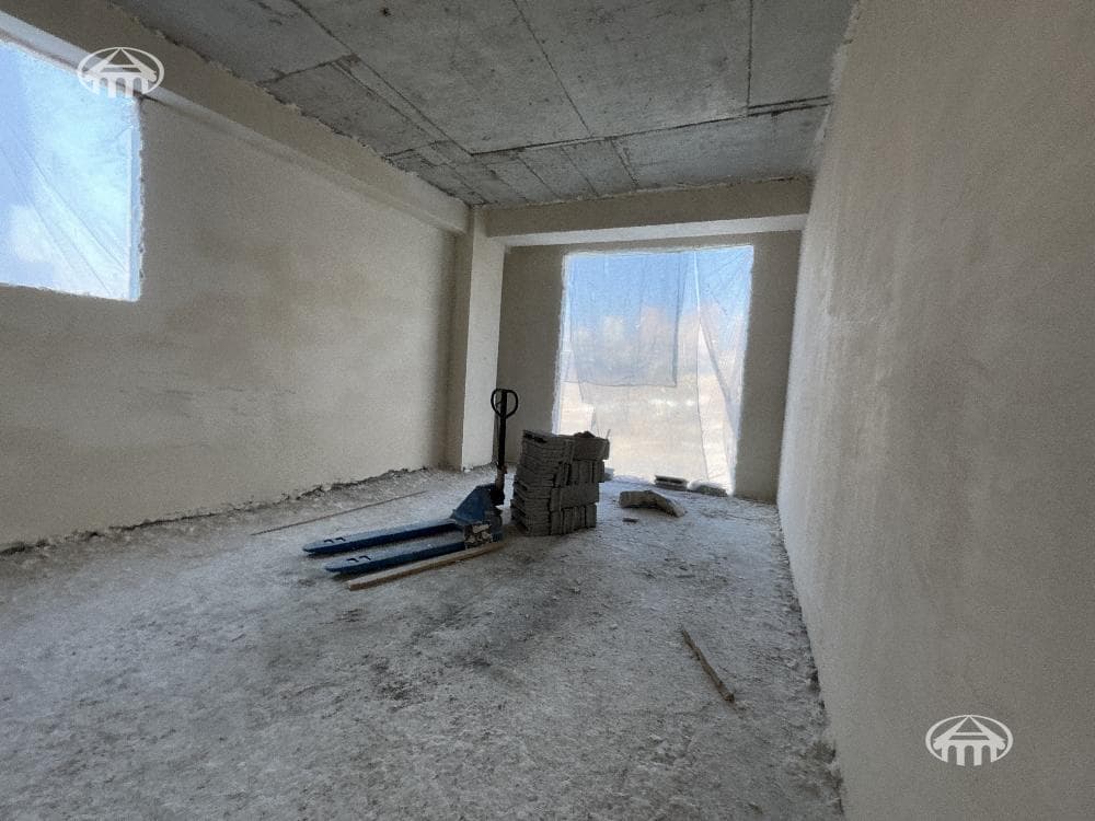 Apartment · 2 rooms · 66 m² · Kentron