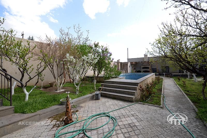 Առանձնատուն · 7 սեն. · 540 մ² · Աջափնյակ