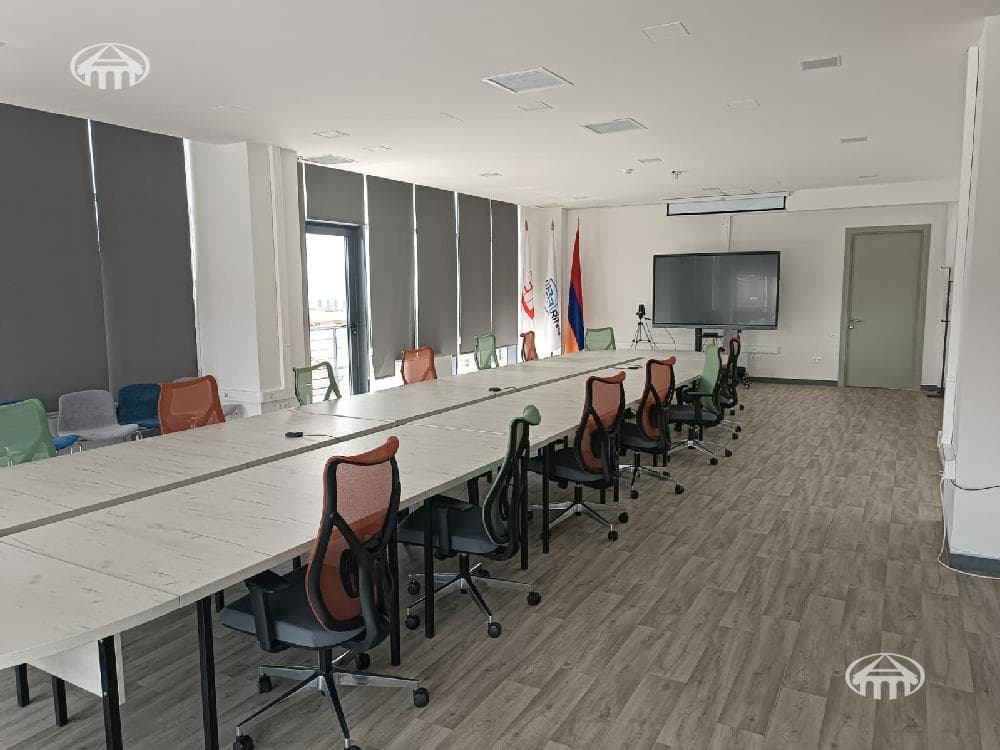 Գրասենյակ · 2000 մ² · Նոր Նորք