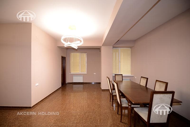 Квартира · 3 комн. · 89 м² · Арабкир