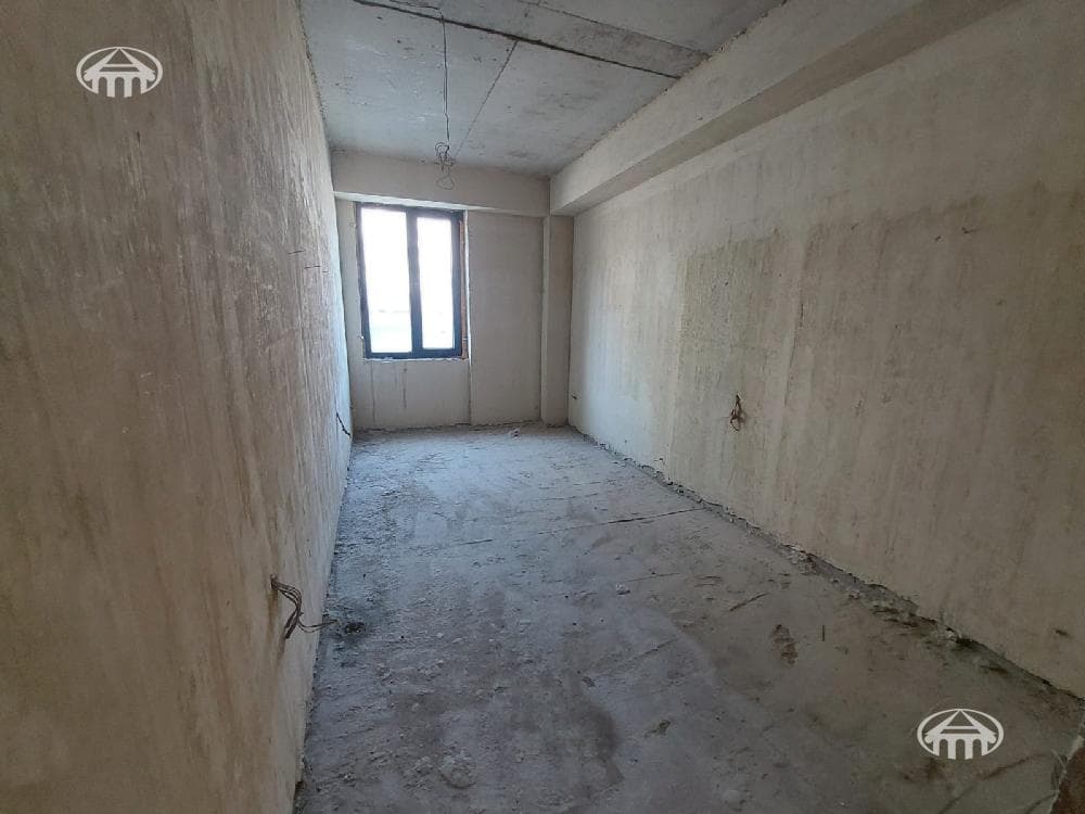 Apartment · 4 rooms · 110 m² · Kentron