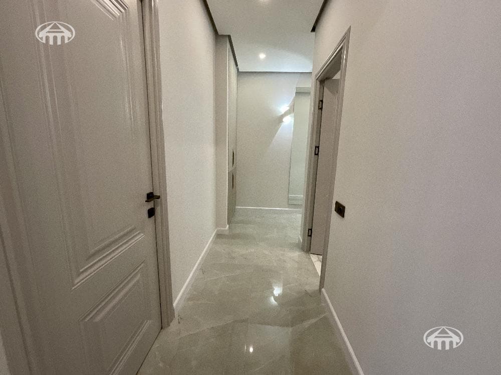 Квартира · 2 комн. · 42 м² · Кентрон