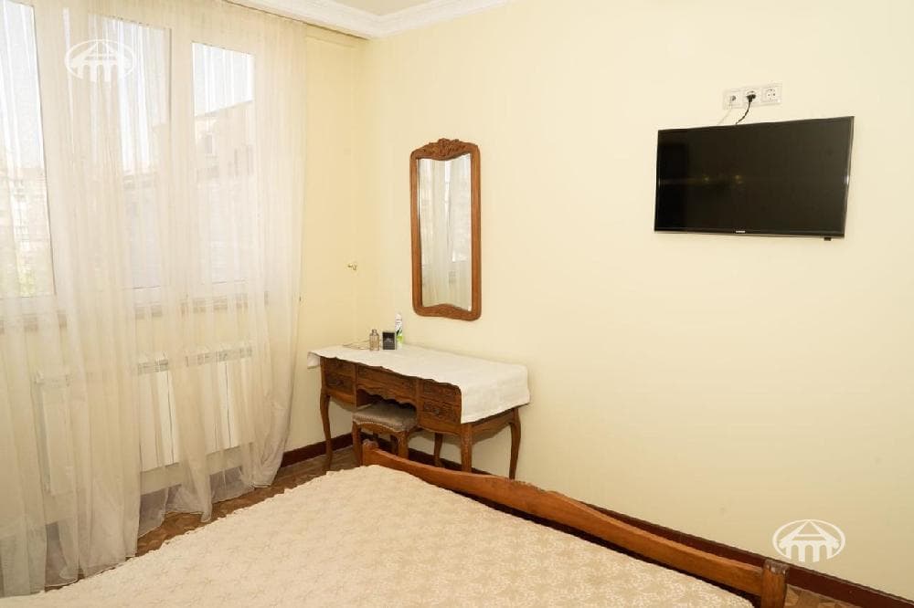 Квартира · 4 комн. · 112 м² · Арабкир
