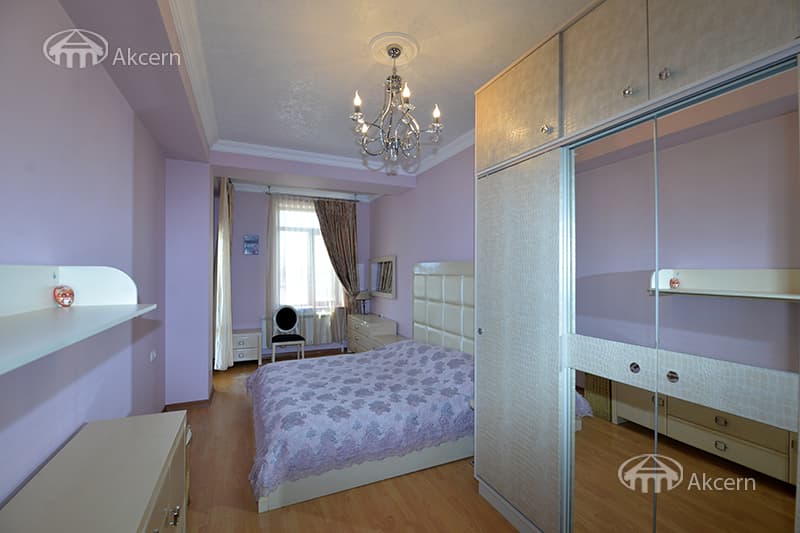 Квартира · 3 комн. · 124 м² · Кентрон