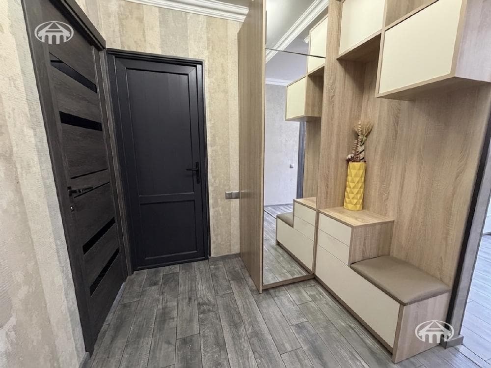 Квартира · 2 комн. · 63 м² · Нор-Норк