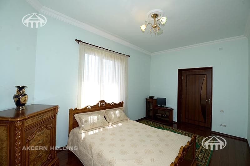 Mansion · 8 rooms · 607.5 m² · Qasax