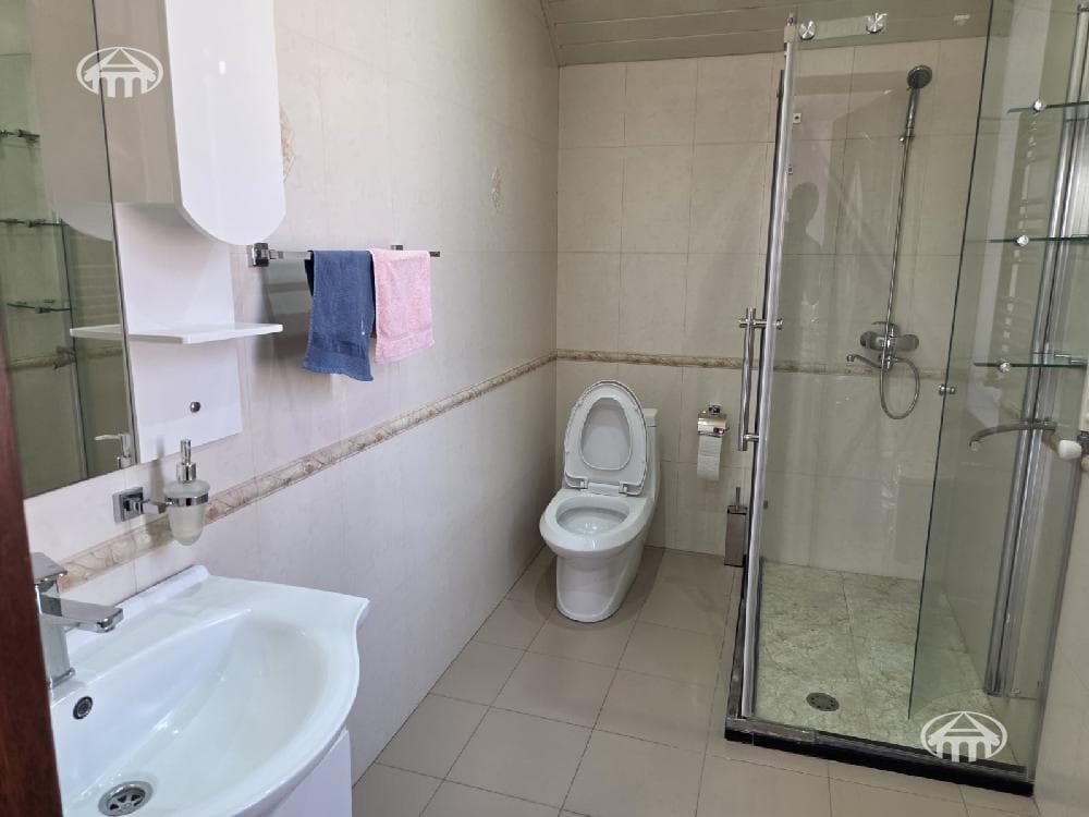 Office · 594 m² · Ajapnyak