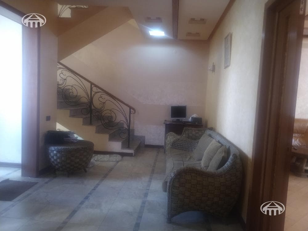 Առանձնատուն · 5 սեն. · 401 մ² · Էրեբունի