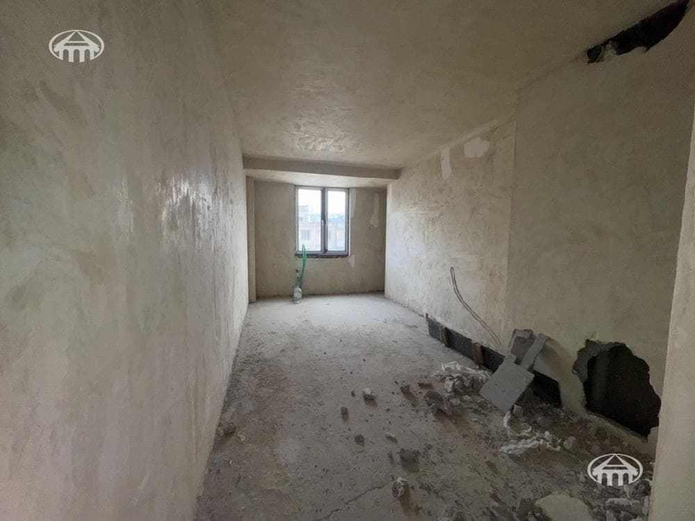Квартира · 5 комн. · 209 м² · Кентрон