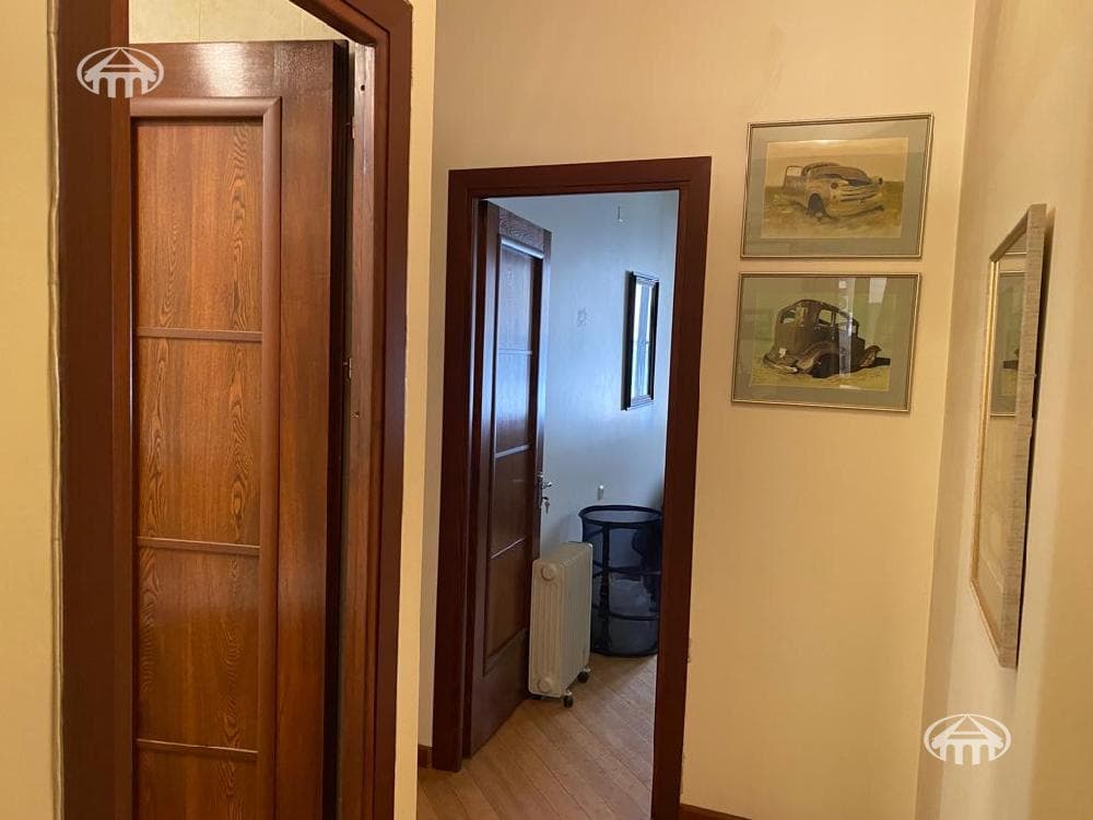Apartment · 3 rooms · 98 m² · Kentron